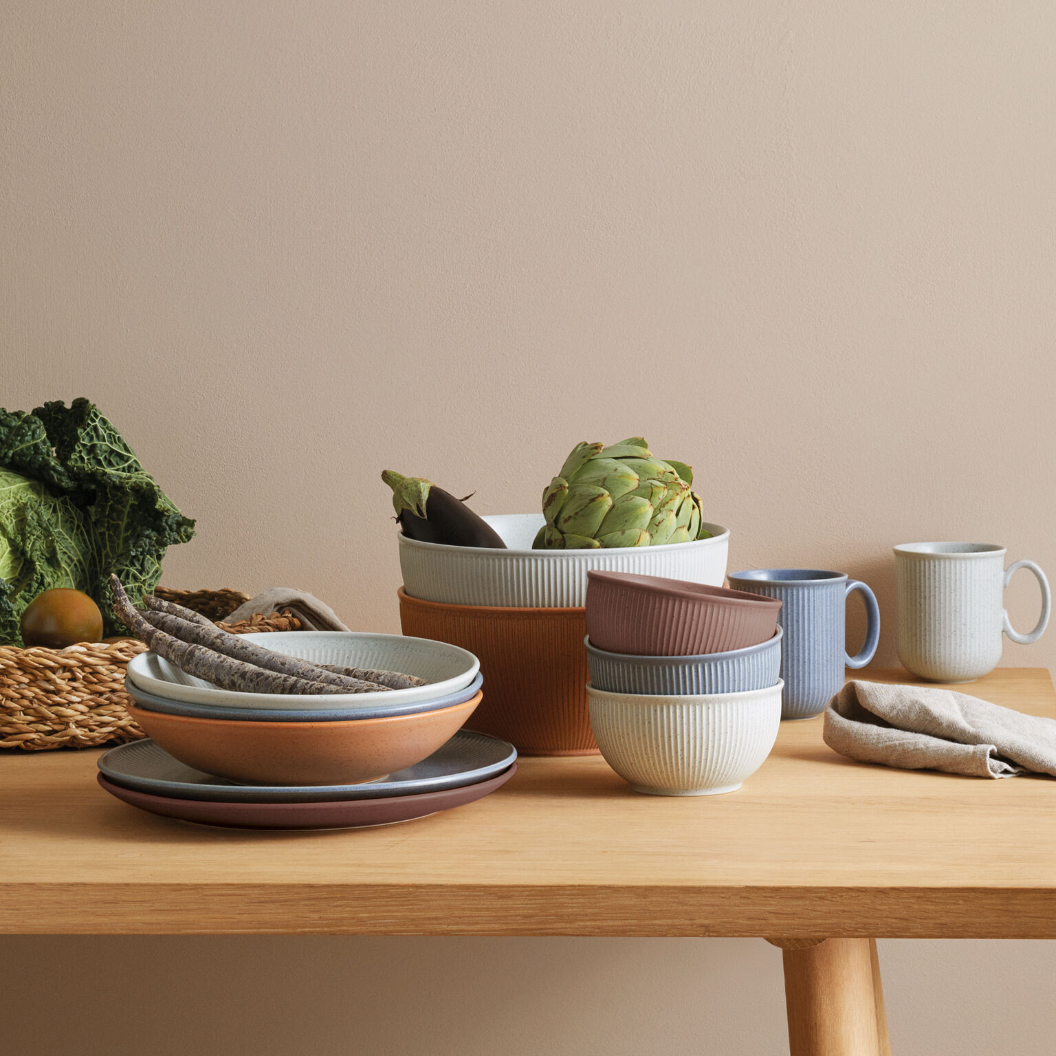 Thomas shop dinner set